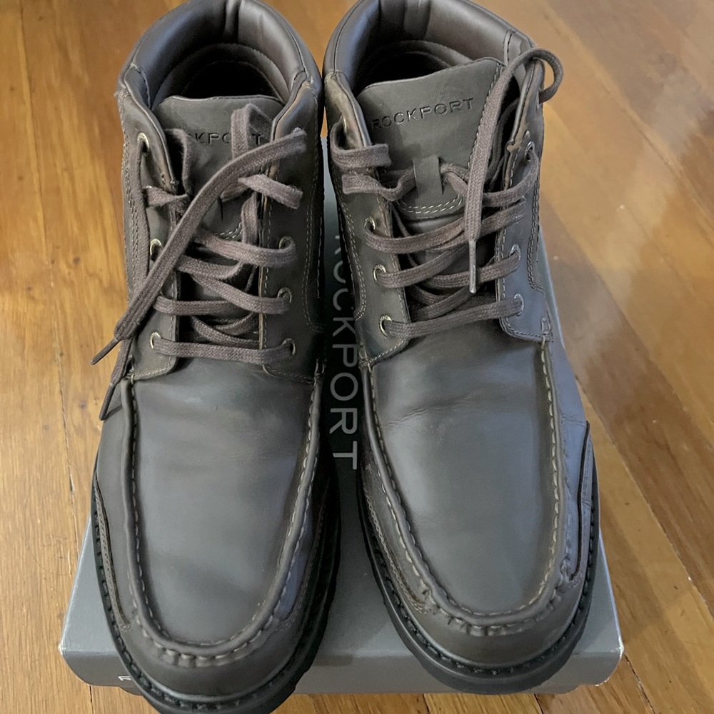 Men’s waterproof high cut boot